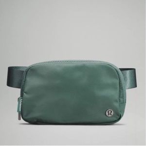 NWT Lululemon Tidewater Teal Everywhere Belt Bag